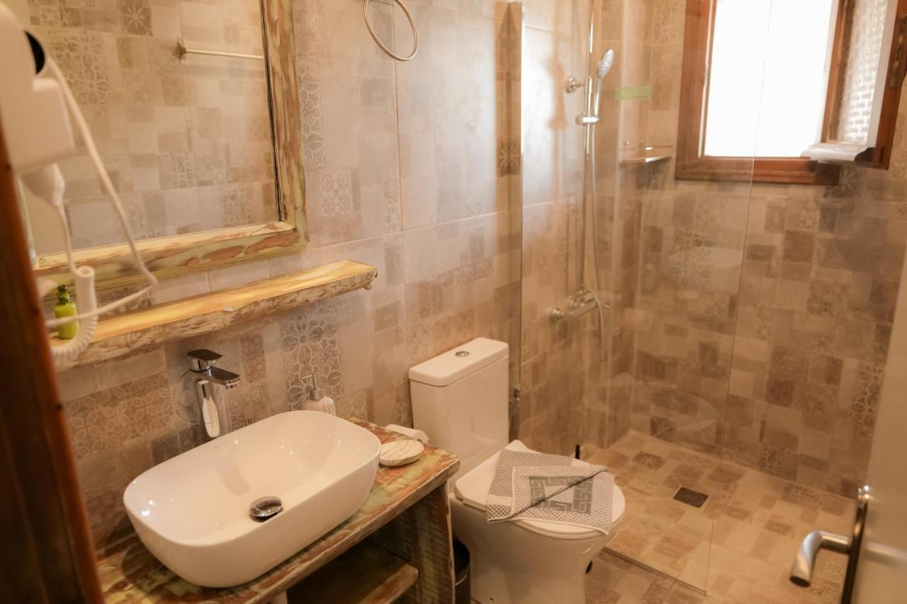 Akrotiri B&B Pórto Káyio Eksteriør bilde